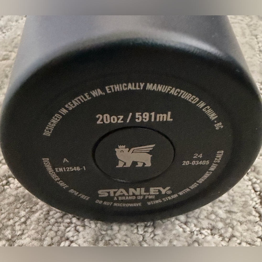 Stanley Black Tumbler - Picture 6 of 8